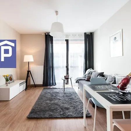 Superapart Jana Kazimierza 127 Secluded Urban Hideaway With Modern Comforts