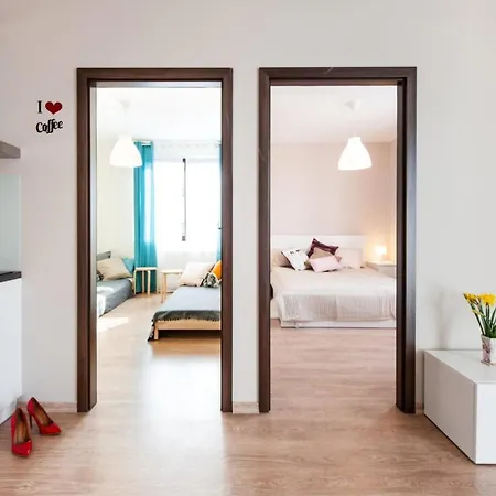 Superapart Jana Kazimierza 127 Secluded Urban Hideaway With Modern Comforts Warszawa