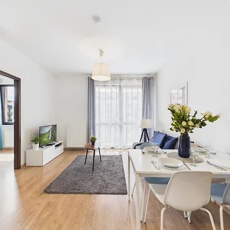 Daire Superapart Jana Kazimierza 49 Secluded Urban Hideaway With Modern Comforts
