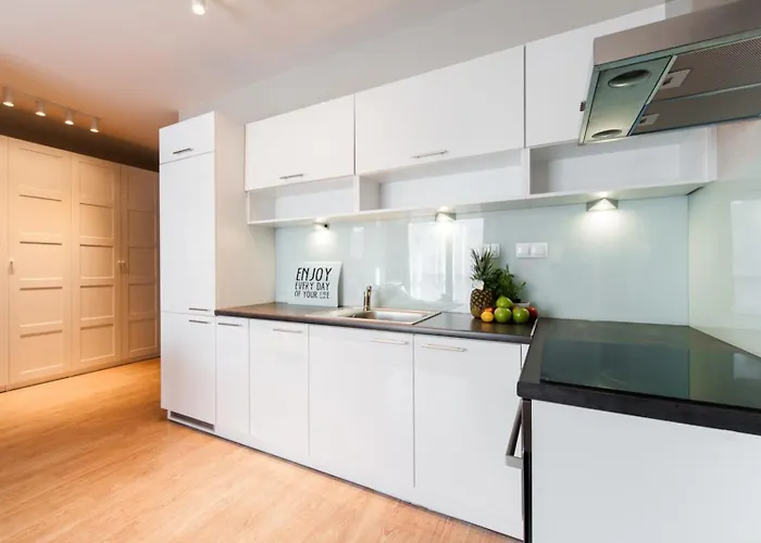 شقة Superapart Jana Kazimierza 49 Secluded Urban Hideaway With Modern Comforts وارسو